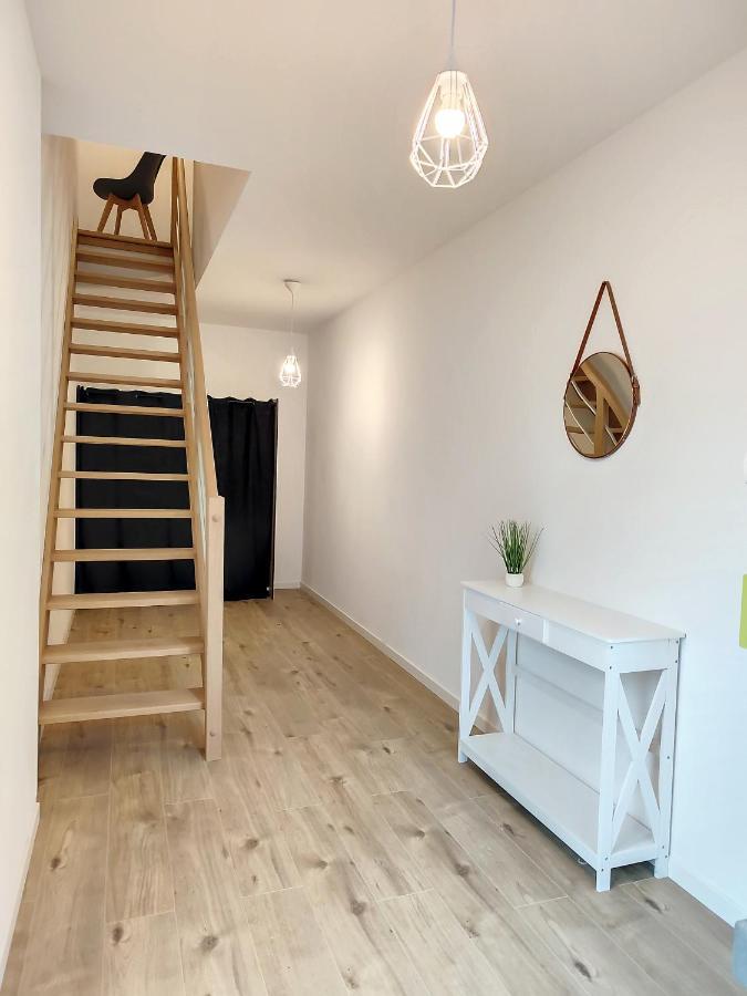 Grand Appart Duplex 6 Pers Gare Wifi Appartamento Saint-Quentin  Esterno foto